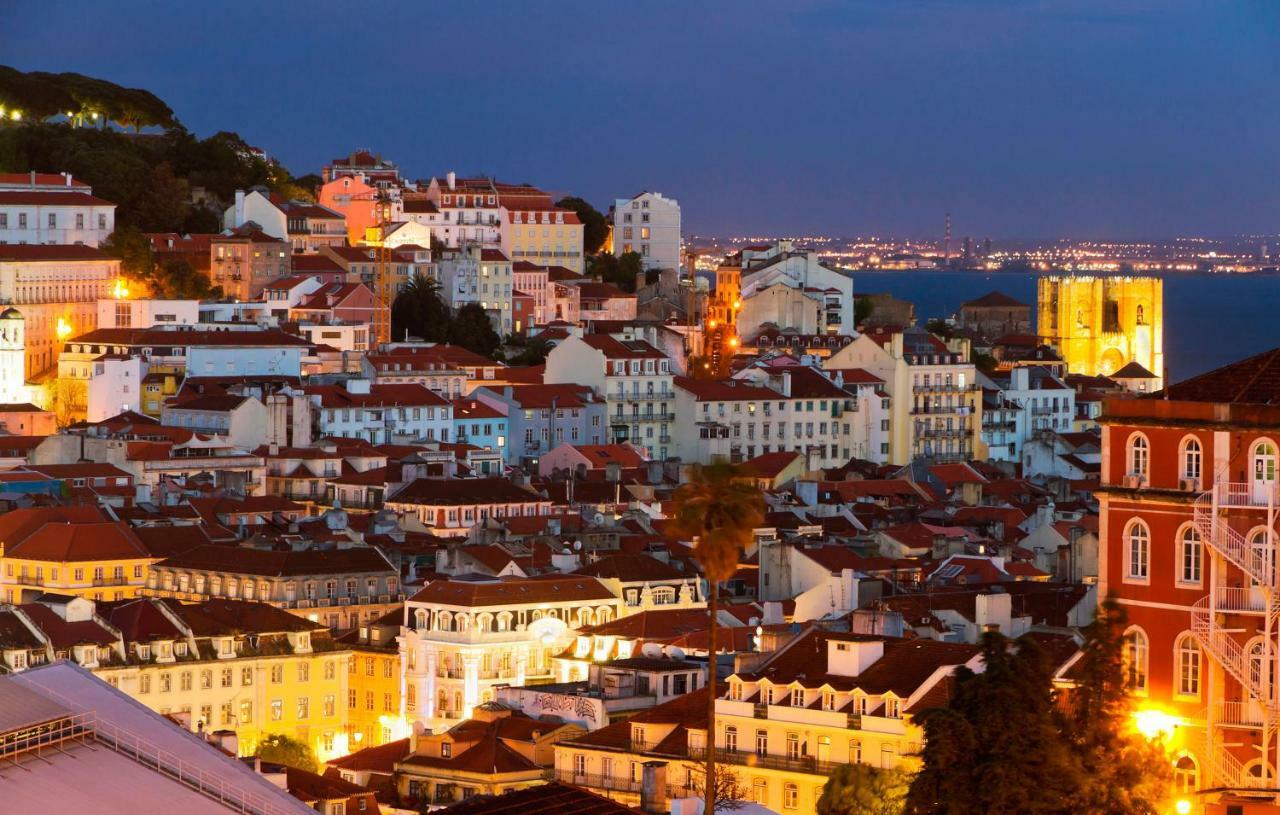 Lisbon Alfama Street View Apartment Exterior photo